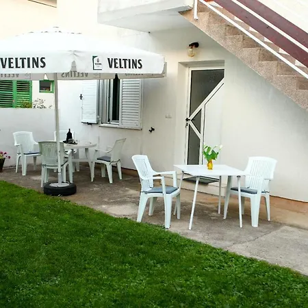 Apartmani Ana Juricev Vodice Exterior photo