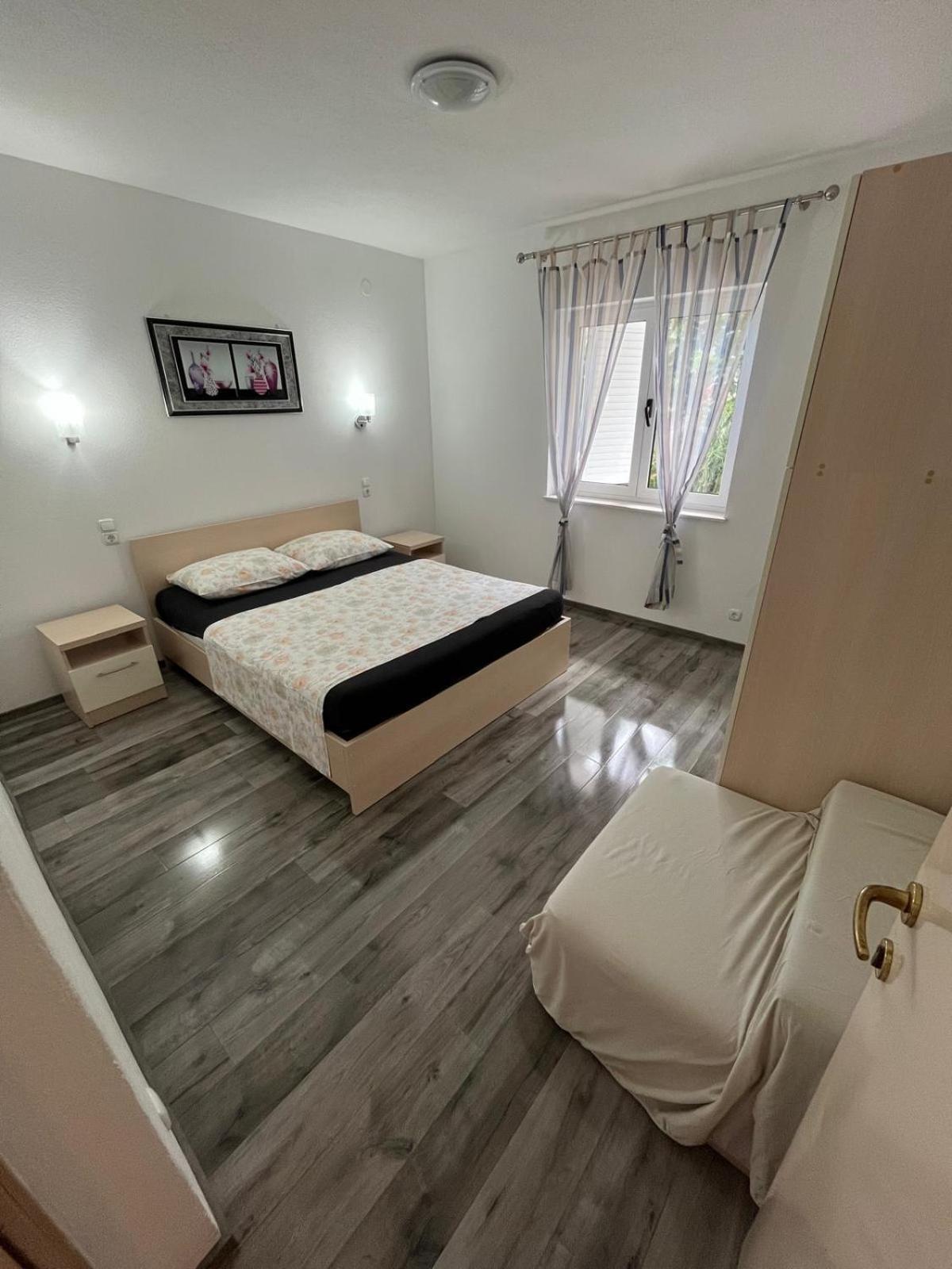 Ana Juricev Apartmán *